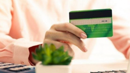 Как получить онлайн кредитование на карту, не выходя из дома