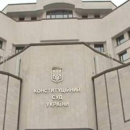 Судебный спор за гарантию на 533 млрд грн: Фонд гарантирования вкладов работал вне закона?
